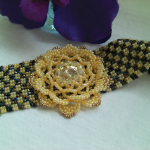 Armband mit Rose