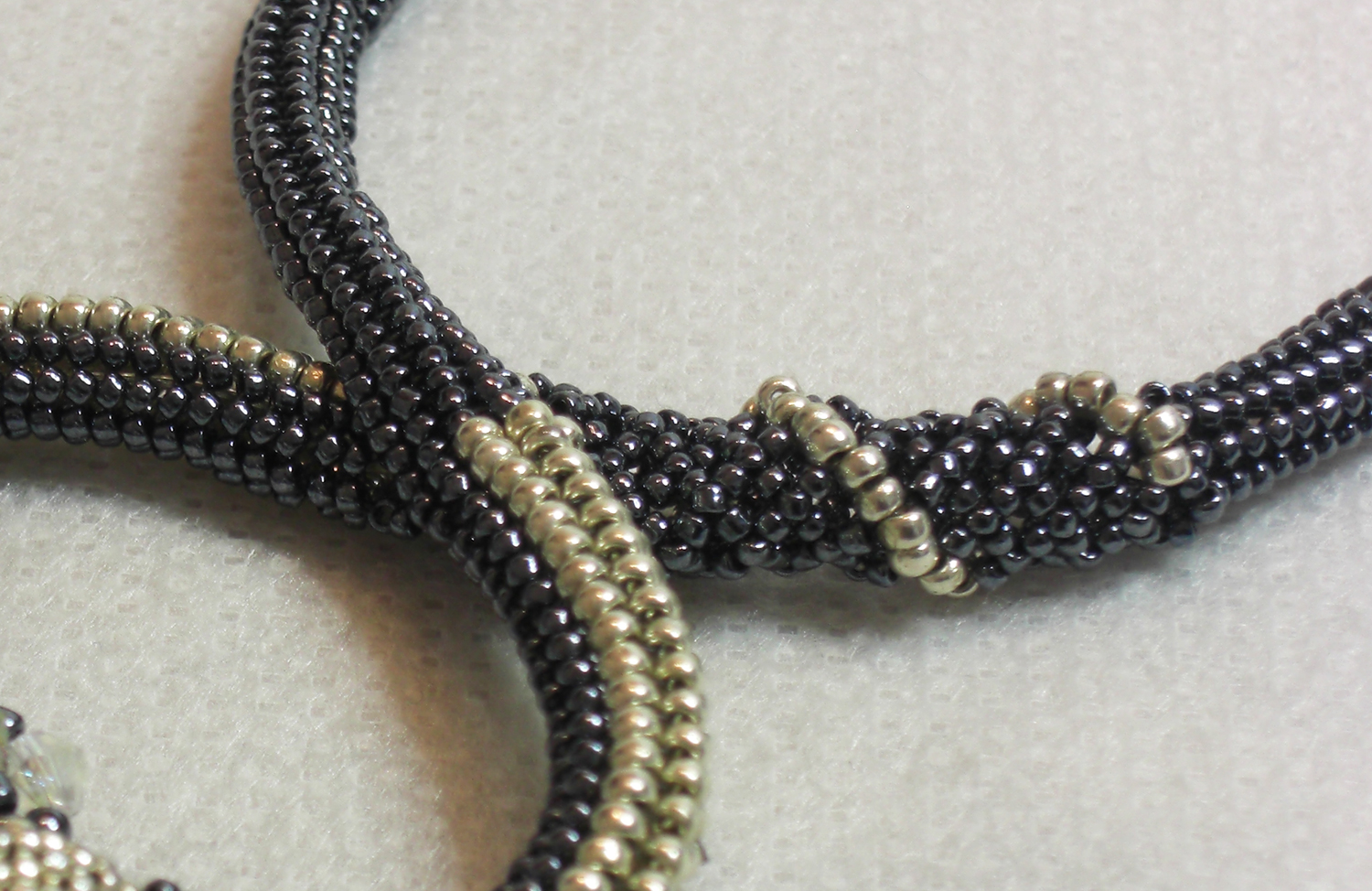 Amazin Hollow Beads